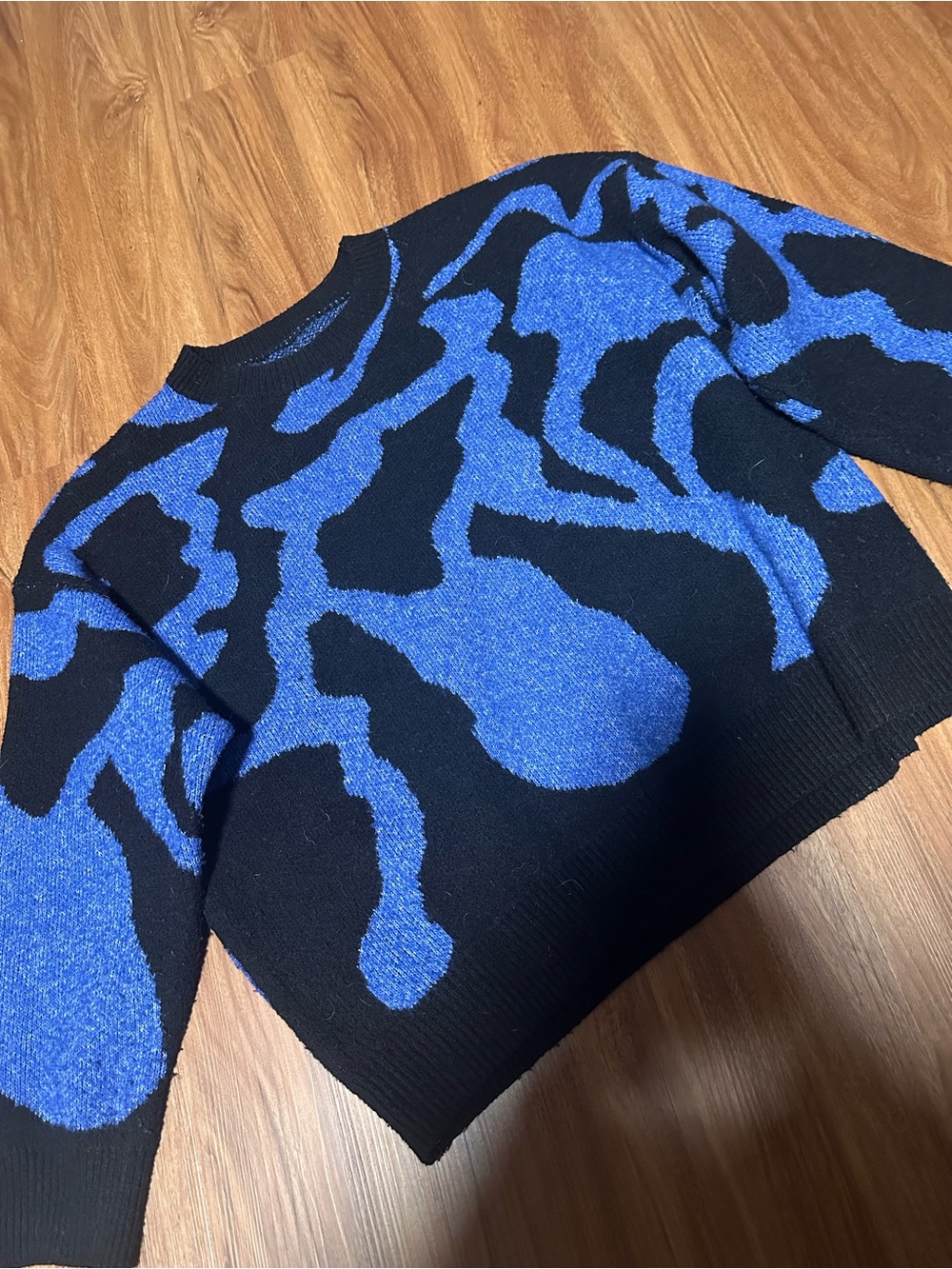 Cider Black & Blue Pattern Crewneck Sweater